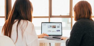 Video-Conferencing-Etiquettes-You-Should-Follow--on-SuccesStuff