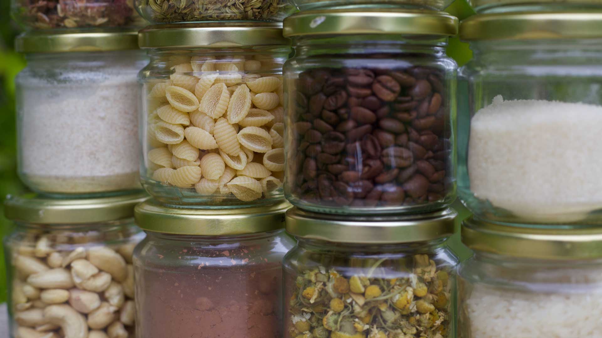 11 Foods That Can Be Stored For a Long Term in the Storage