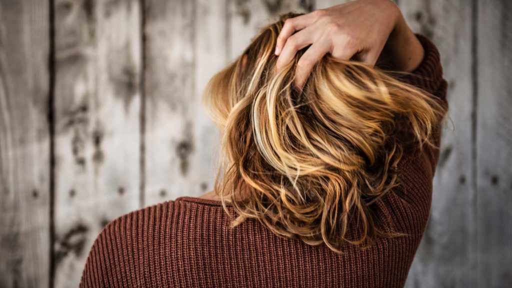 The-Process-Of-Prepare-and-Dry-For-Stopping-Frizz-on-successtuff