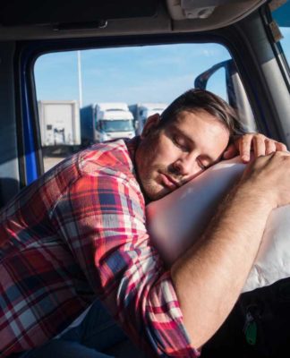 The-Importance-of-Rest-Stops-How-to-Stay-Alert-on-Long-Hauls-on-successtuff